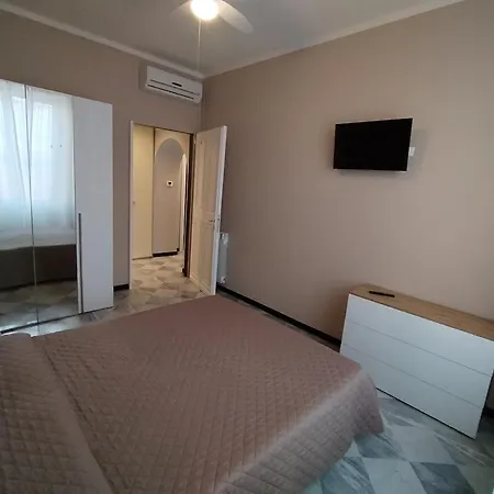 Esther * ليفانتو